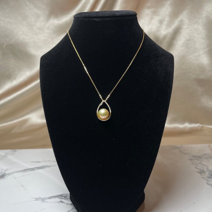 South Sea Gold Pearl Pendant Necklace